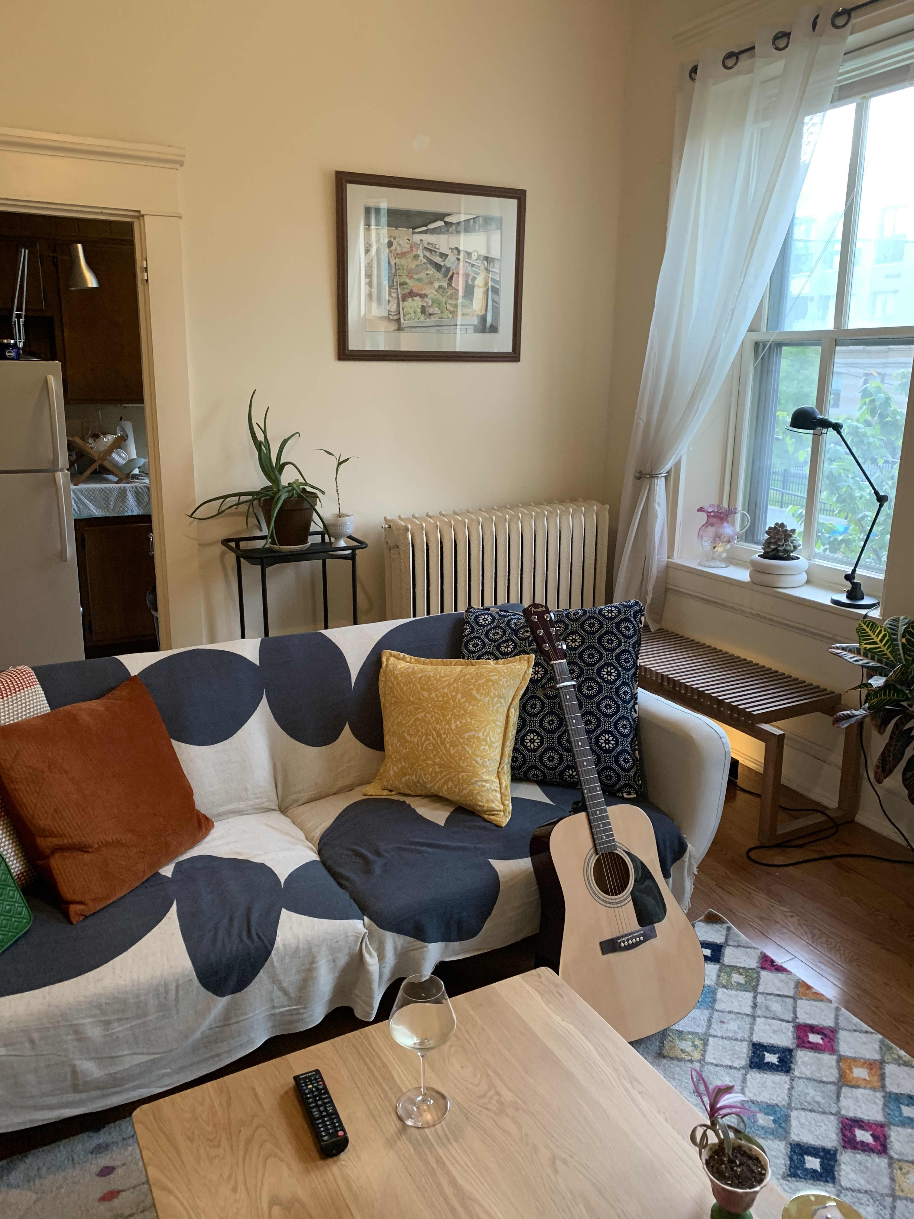 Picture of A Small Apartment Was Decorated on a Budget | Apartment Therapy